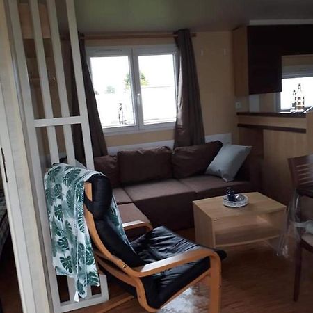 Stacaravan 4Pers In Bredene Met Eigen Tuintje 2449 Dış mekan fotoğraf