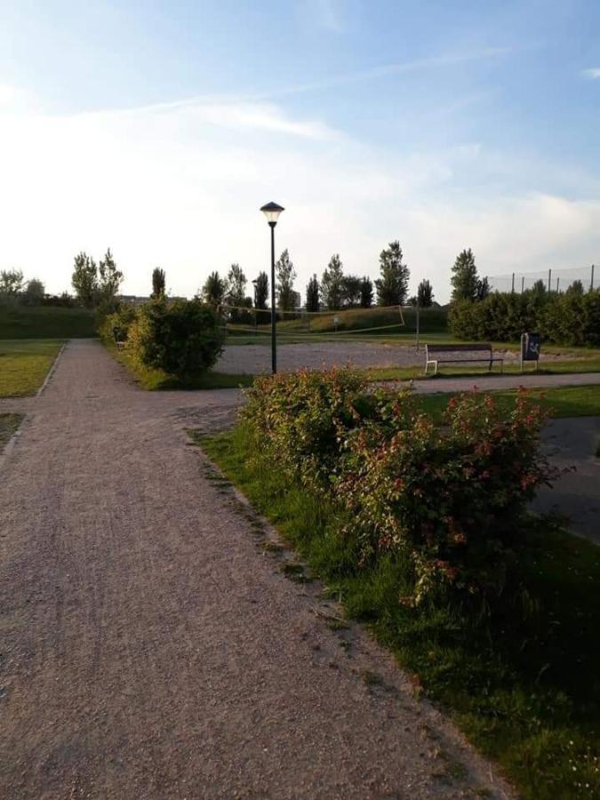 Stacaravan 4Pers In Bredene Met Eigen Tuintje 2449 Dış mekan fotoğraf