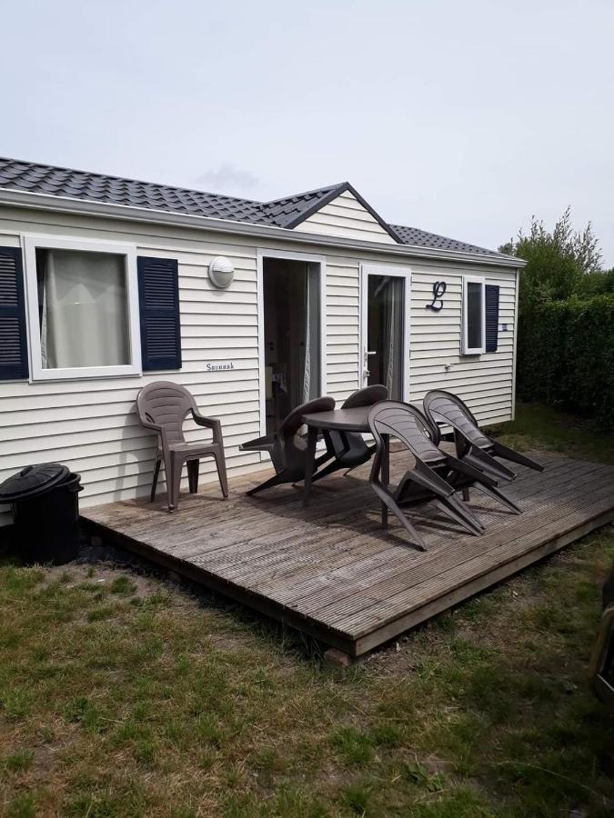 Stacaravan 4Pers In Bredene Met Eigen Tuintje 2449 Dış mekan fotoğraf
