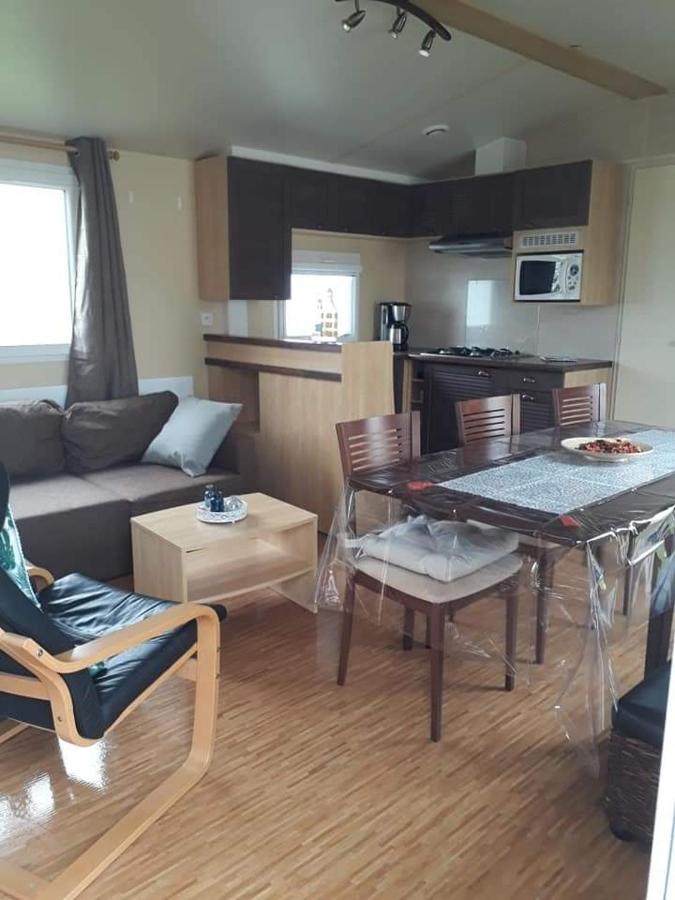Stacaravan 4Pers In Bredene Met Eigen Tuintje 2449 Dış mekan fotoğraf